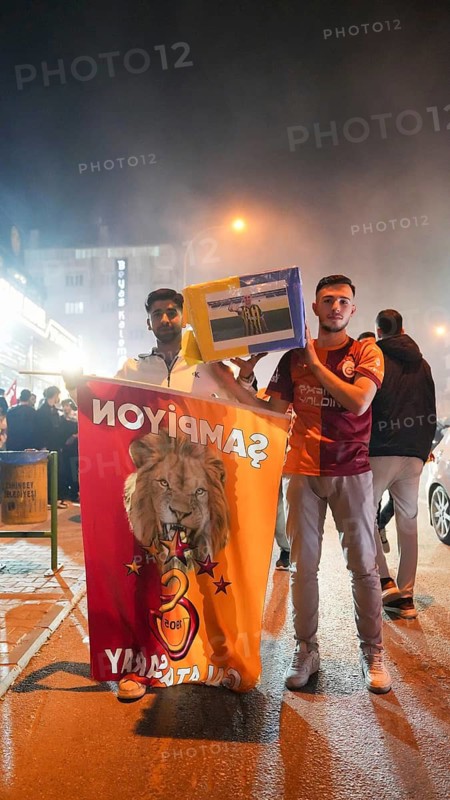 Thousands of Galatasaray fans gather in the streets to celebrate the club winning the Turkish Super Lig title for the fourth consecutive time. Supporters waved flags, set off flares, and held car convoys to mark the championship victory amidst a heavy fan presence in Gaziantep, Turkey on May 09, 2026, Gaziantep, Turkey