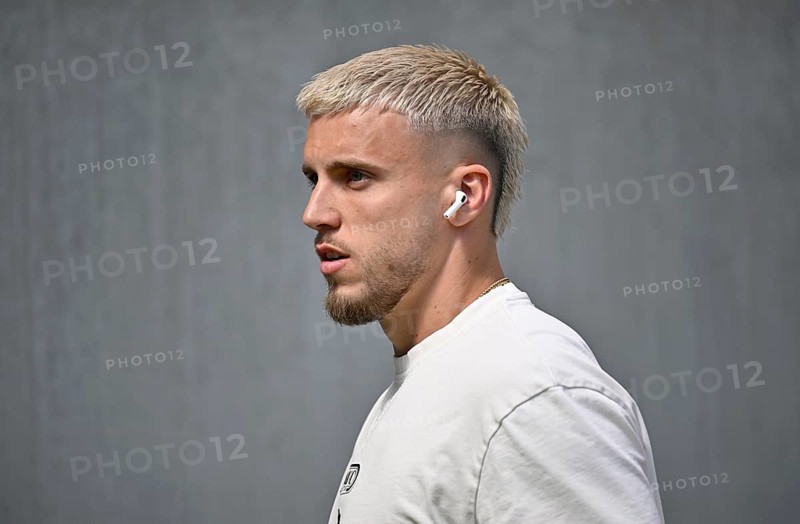 Ermedin Demirovic VfB Stuttgart (09) portrait Football Bundesliga, PreZero Arena, Sinsheim, Baden-Württemberg, Germany