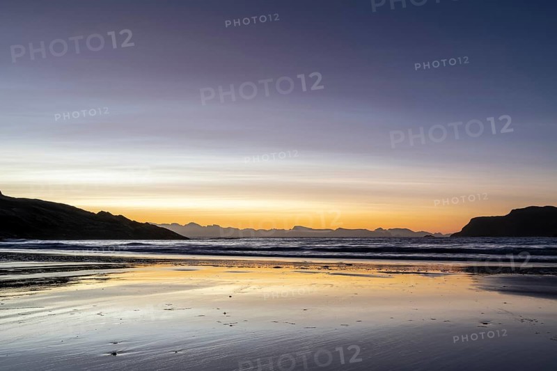 Evening in a sandy bay on the Norwegian European Sea, Söröya, Finnmark, December 2018