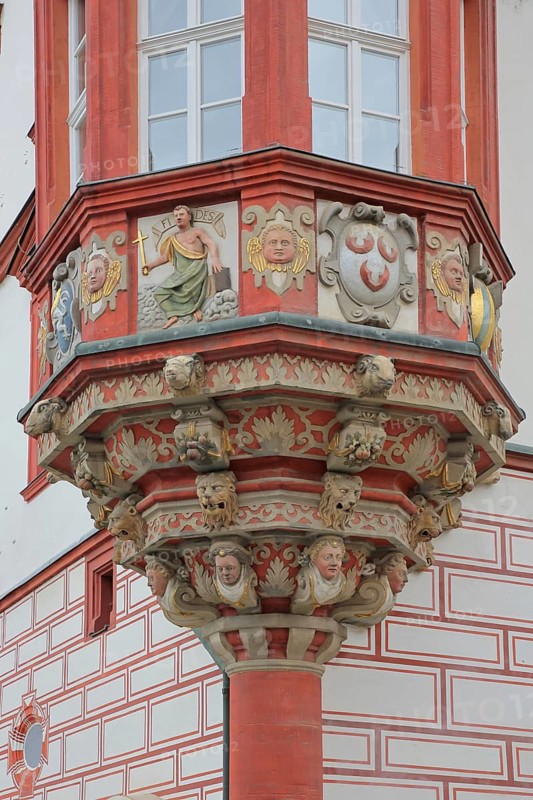 Bay window with ornaments and series of heads, crafts, painting, sculptures, reliefs, Renaissance, town house, market square, Coburg, Upper Franconia, Bavaria, Germany