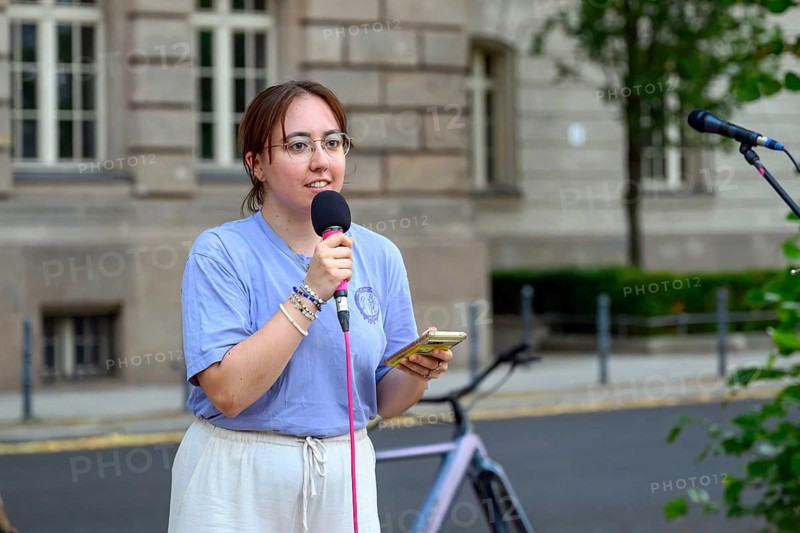 Alice-Nele Evers, climate activist and press spokesperson for Fridays for Future Berlin and Germany, speaks at the Fridays For Future heat demo, Invalidenpark, Berlin, 28.06.2026