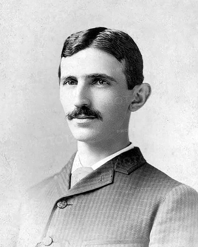 Portrait of Nikola Tesla from 1885 Nikola Tesla (10 July 1856 in Smiljan - 7 January 1943 in New York City) was one of the great inventors of the 19th and 20th centuries. His inventions in the field of electrical engineering in particular were and still are of great importance today. The two-phase alternating current system he developed still determines the way we transmit electrical energy today. In the so-called 'electricity war' of 1890, George Westinghouse, who favoured Tesla's system, prevailed over Thomas Edison's system. Since then, Tesla's technology has determined the development of power grids in the USA and later worldwide. On 20 March 1900, Tesla received his first patent for wireless energy transmission, which is now regarded as the first patent for radio technology. In his honour, the Nikola Tesla Museum is now located in Belgrade, where many of his inventions can be seen. His urn with his ashes is also kept here. Various companies have borne his name. The best known toda...