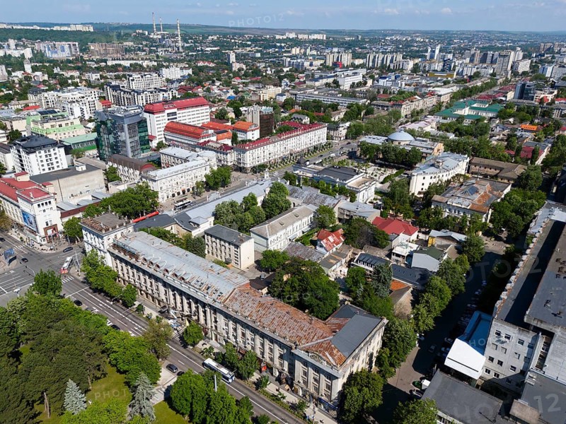Panoramic view of urban architecture with green surroundings and busy streets, aerial view, Chisinau, Chisinau, Chisinau, Republic of Moldova, Moldova, Eastern Europe