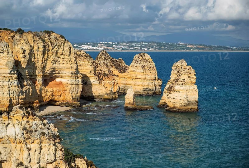 Top view of stunning Ponte da Piedade sea stacks and cliffs in Lagos, Algar 042