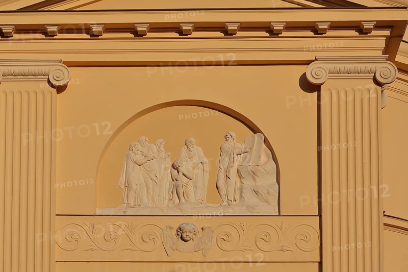 Relief and pilasters, volutes and decorations, Moses with Ark of the Covenant, Ten Commandments in a group of people, stone tablet, Old Testament, handicraft, cultural church built in 1806, St. Mary's Church, Neuruppin, Ruppiner Switzerland, Ruppiner Land, Brandenburg, Germany