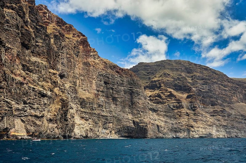 Los Gigantes, steep cliffs under a bright blue sky over a calm sea, whale watching boat tour, whale watching, dolphins, west coast, Tenerife, Canary Islands, Spain