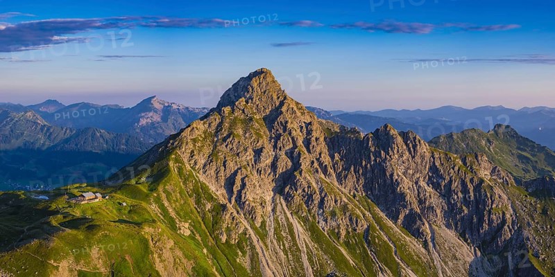 Sunrise, Fiderepassütte and Hammerspitze, 2260m, Allgäu Alps, Allgäu, Bavaria, Germany