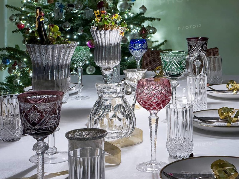 Christmas table decoration with various glasses and carafes