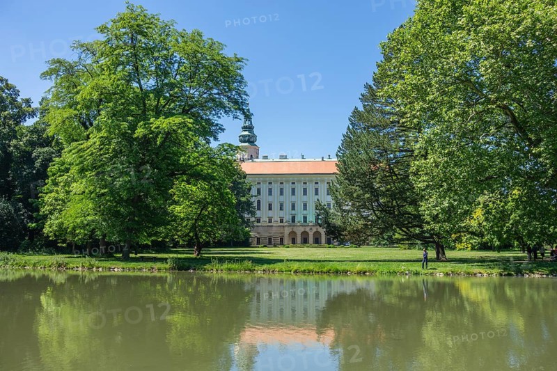 View across pond to castle from, Kromeríž, Zlínský kraj, Czech Republic