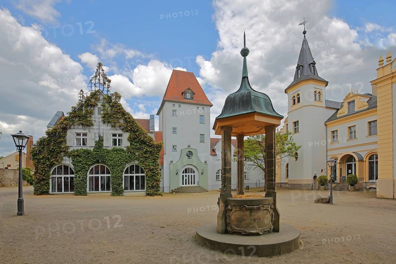 Courtyard with Kaiserbrunnen built in 1895, manor house castle built 1743, Liebenberg, Löwenberger Land, Brandenburg, Germany