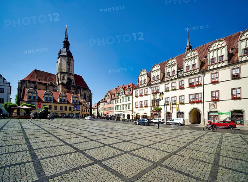 Naumburg market square with Wenceslas Church, town hall and town houses with Renaissance gables, Naumburg, Saxony-Anhalt, Germany