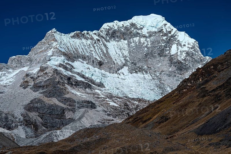 Nevado Santa Cruz mountain peak, 6259 m, northeast side, Cordillera Blanca, Huascaran National Park, northern Peru, Peru, South America