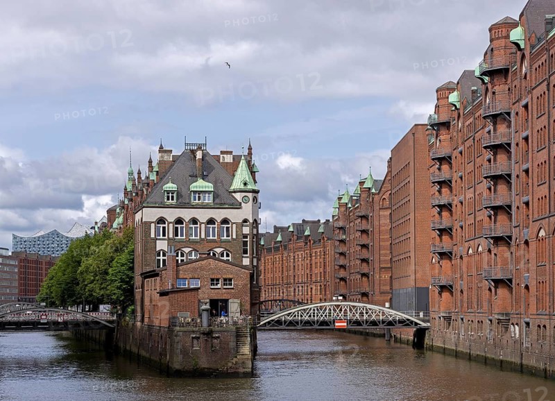 Wasserschlösschen, Speicherstadt, Hamburg, Germany