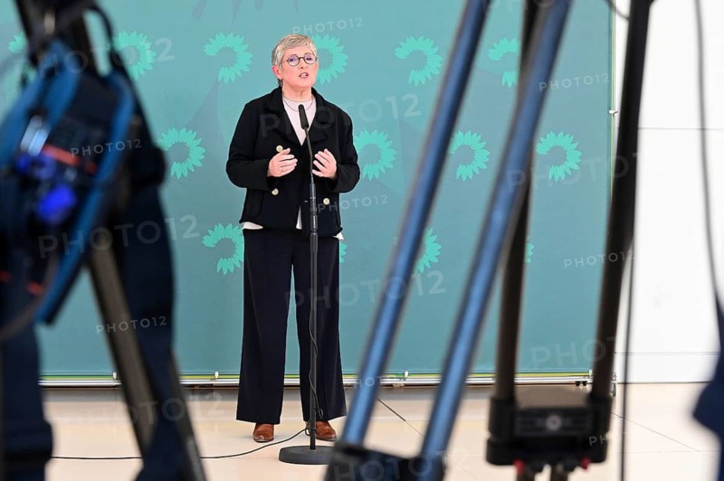 Tuesday statement from Alliance 90/The Green Group in the Bundestag: Group leader Britta Hasselmann explains her positions on current topics of the session week