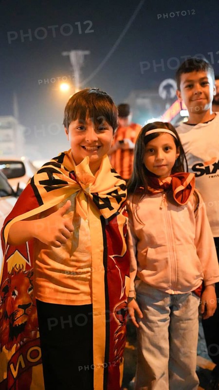 Thousands of Galatasaray fans gather in the streets to celebrate the club winning the Turkish Super Lig title for the fourth consecutive time. Supporters waved flags, set off flares, and held car convoys to mark the championship victory amidst a heavy fan presence in Gaziantep, Turkey on May 09, 2026, Gaziantep, Turkey