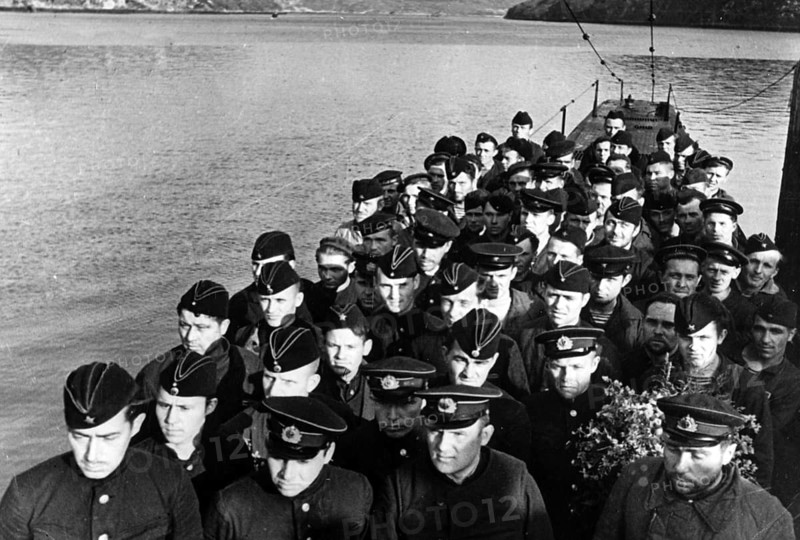July 1942, Red Fleet soldiers on a K 21, Northern Front, Murmansk, Soviet Union 1941