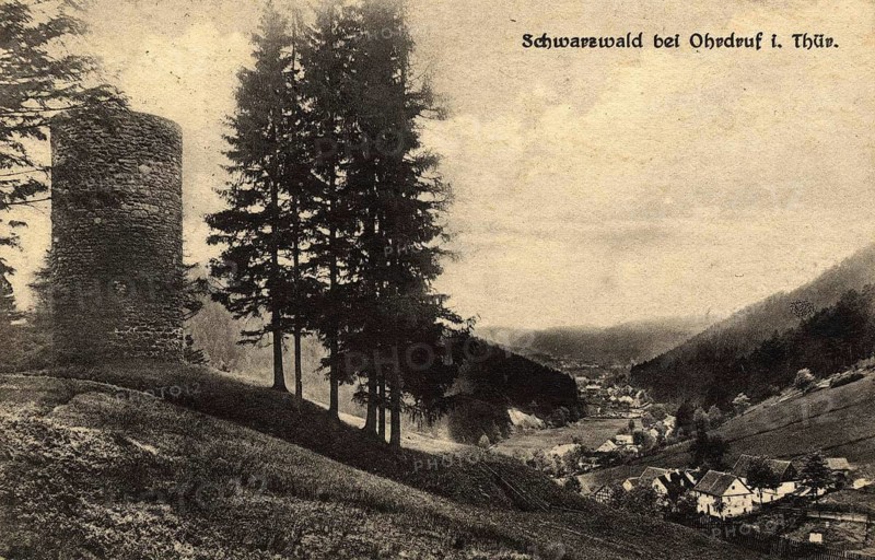 Käfernburg in the Thuringian Forest, near Ohrdruf and Arnstadt in Thuringia, was probably built around the year 1000 and was the ancestral home of the Counts of Käfernburg-Schwarzburg, Germany, authentic reproduction of an old postcard, around 1910, historical, exact date unknown