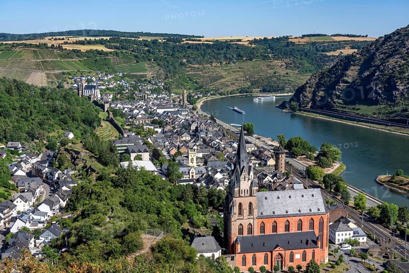View over Oberwesel, left side of the Rhine in the Upper Middle Rhine Valley, Church of Our Dear Lady, Rhineland-Palatinate, Germany