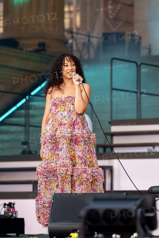 Suena, singer supporting Alphaville live at the Classic Open Air on Berlin's Gendarmenmarkt on 14.07.2026