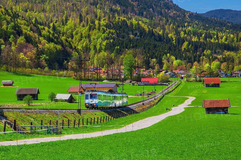 Zahnradbahn der Bayerische Zugspitzbahn, Garmisch-Partenkirchen, Loisachtal, Werdenfelser Land, Upper Bavaria, Bavaria, Germany