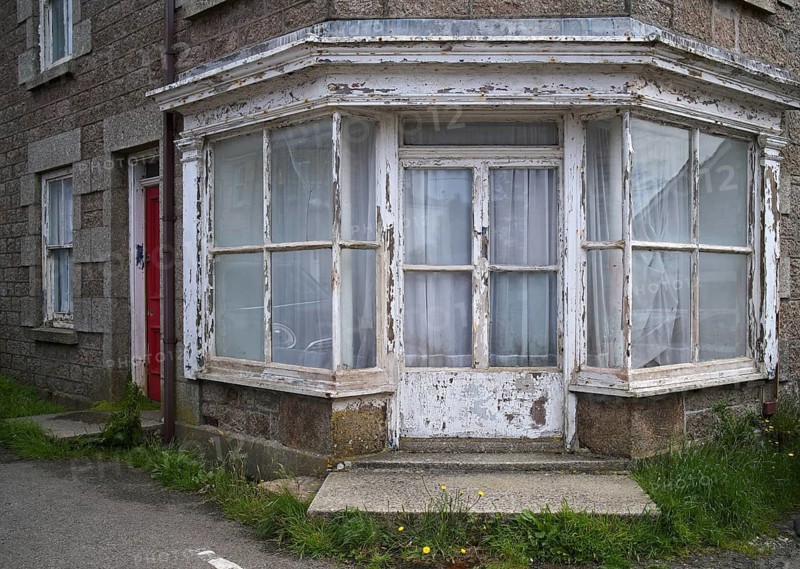 Paint peeling off house façade, window, dilapidated, neglected, dilapidated, St Just in Penwith, Cornwall, England, Great Britain, Great Britain
