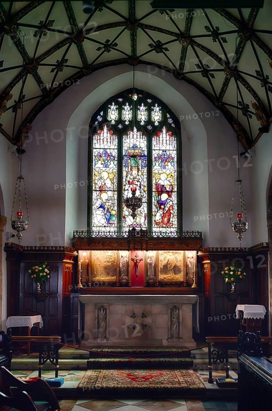 Interior view of choir room, altar, stained glass window, church window, St Ia's Church, St Ives, Cornwall, England, Great Britain, Great Britain