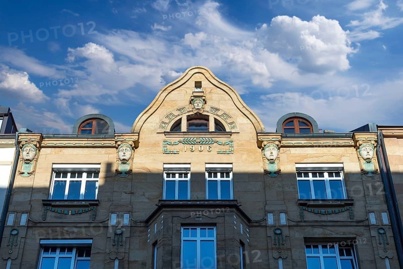 Art Nouveau gable of an apartment building built in 1906, Nuremberg, Middle Franconia, Bavaria, Germany
