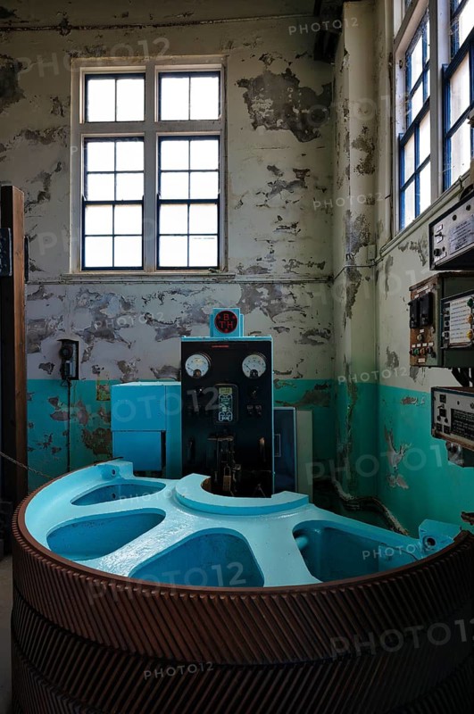 Interior view, winch building, conveyor, reel, company BTH British Thomson Houston, Winder House, Museum, Geevor Tin Mine, tin mine, mining, Pendeen, Trewellard near St Just in Penwith, Cornwall, England, Great Britain, Great Britain