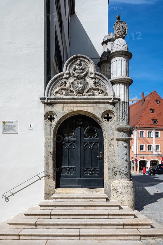 Staircase portal of the town hall of Nördlingen with stonemasonry in the old town of Nördlingen, Donau-Ries district, Nördlinger Ries, Bavaria, Germany