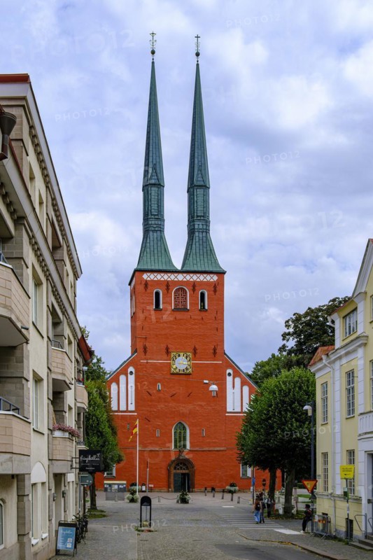 City centre scene with view of the tower facade of Växjö Cathedral, Smaland, Kronobergs län, Sweden