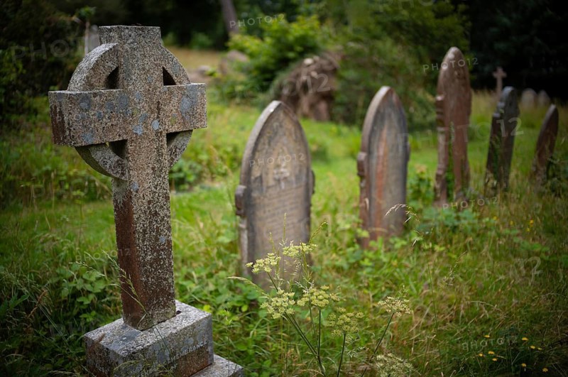 Weathered graves, tombstones, Celtic grave cross, municipal cemetery, Falmouth, Cornwall, England, Great Britain, Great Britain