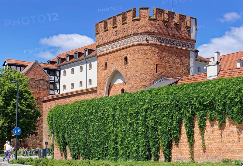 City wall around the old town of Torun. The historic old town is a UNESCO World Heritage Site. Torun, Kujawsko-Pomorskie, Poland