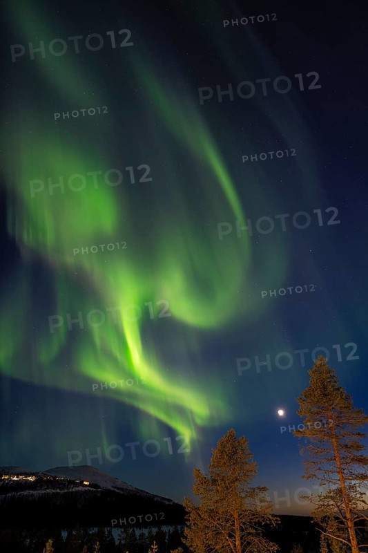 Northern Lights (Aurora borealis), Dundret, Gällivare, Norrbotten, Lapland, Sweden, April 2021