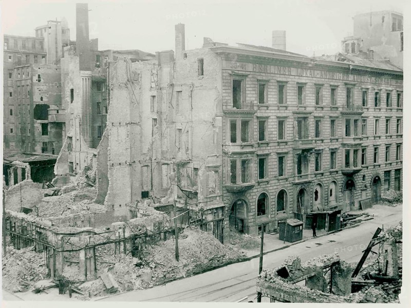 Scherl House, Kochstraße, Berlin, end of war, World War II, newspaper district, damaged building with clearly visible war damage on an urban street, 1945, Martin Badekow