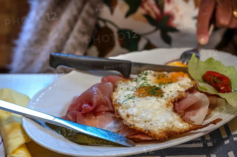 Strammer Max, ham with fried egg, served in a Franconian restaurant, Bavaria, Germany