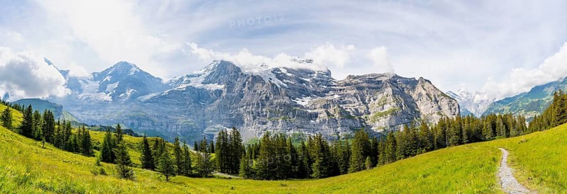 Hiking trail on Mettlenalp, mountain panorama with peaks Eiger, Mönch and Jungfrau, Bernese Alps, Bernese Oberland, Switzerland