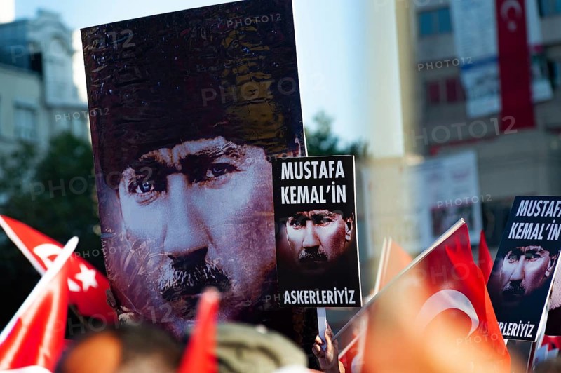 Istanbul, Turkey. 24th July 2016 Supporters of Mustafa Kemal founder of the modern state of Turkey during an CHP Opposition party rally in Istanbul after an attempted coup in July 2016. Istanbul Turkey
