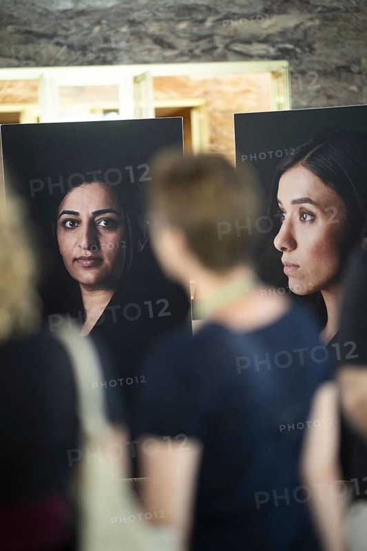 Exhibition at the Federal Foreign Office in Berlin: Jihan Alomar survived the genocide of the Yazidi woman 10 years ago and gives a tour of the exhibition The woman who defeated IS recorded here in Berlin, 22 August 2024