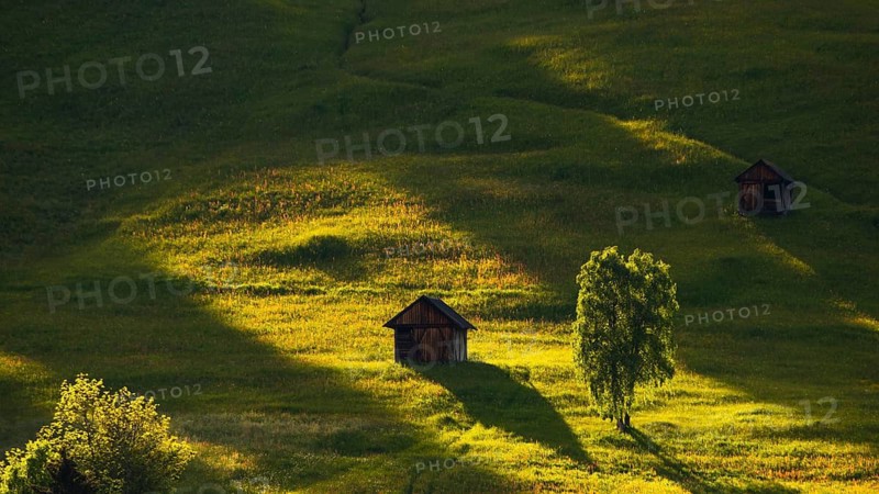 Rain, sunshine, Prague, Bolzano, Dolomites, Italy