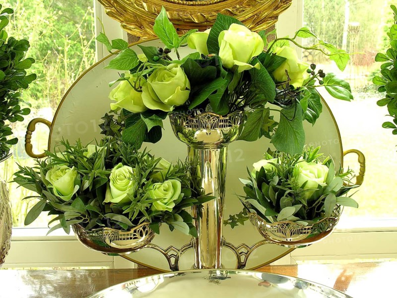 Decoration with artificial roses, Nuremberg, Middle Franconia, Bavaria, Germany