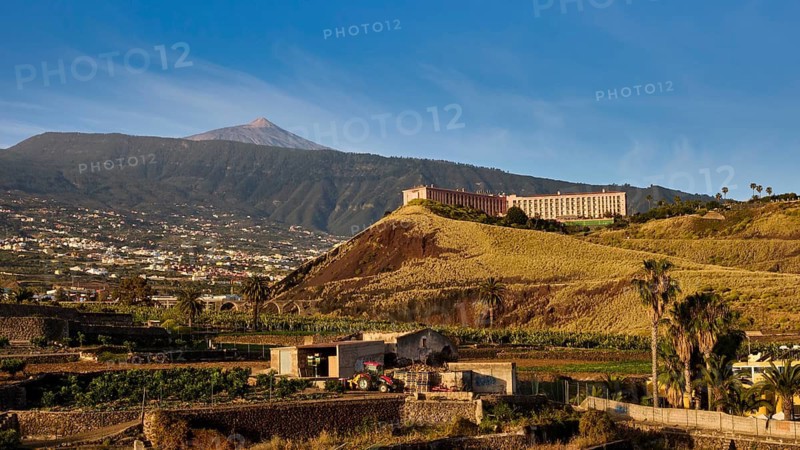 Puerto de la Cruz, panoramic view of volcanic landscape with historic buildings at the golden hour, Teide, Parque Nacional del Teide, Teide National Park, volcano, volcanism, UNESCO World Heritage Site, Tenerife, Canary Islands, Spain