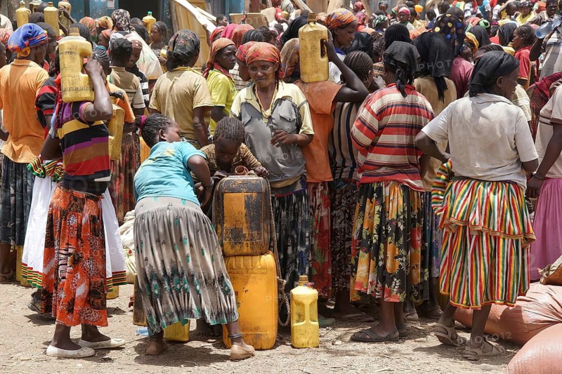 Africa, Ethiopia, Konso market, marketplace, people, buying, selling, trading centre, Omo Valley, Ethiopia