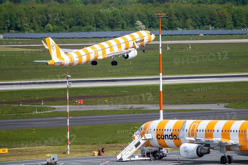 Condor aircraft takes off on Hauptbahn Süd, Condor Flieger on apron, Düsseldorf Airport, DUS, North Rhine-Westphalia, Germany