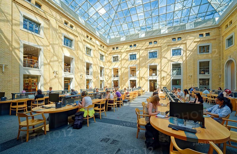 Reading room, covered courtyard, Bibliotheca Albertina, University Library of Leipzig University, interior, Leipzig, Saxony, Germany