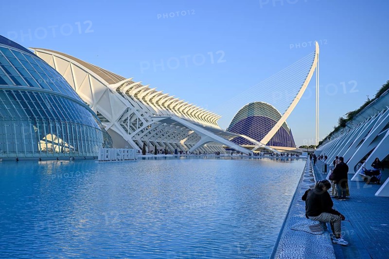 L'Hemisferic, IMAX cinema, and Museo de las Ciencias Principe Filipe, Ciudad de las Artes y de las Ciencias, city of arts and sciences built by Spanish architect Santiago Calatrava, Valencia, Spain