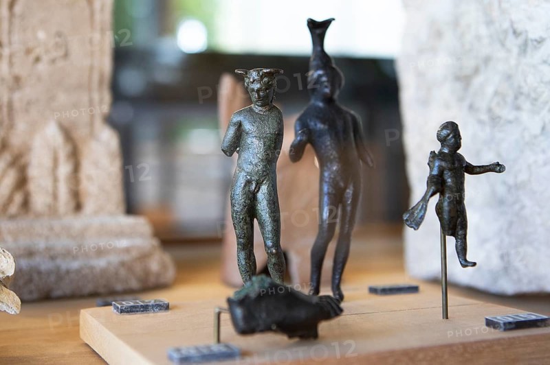 Small bronze statue in the Vesunna Museum, Périgueux, Dordogne department, Nouvelle-Aquitaine region, Périgueux arrondissement, Périgord Blanc, France