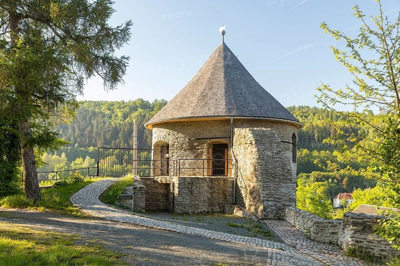 Starvation tower of the ruins of Elsterberg Castle, Vogtland, Saxony, Germany