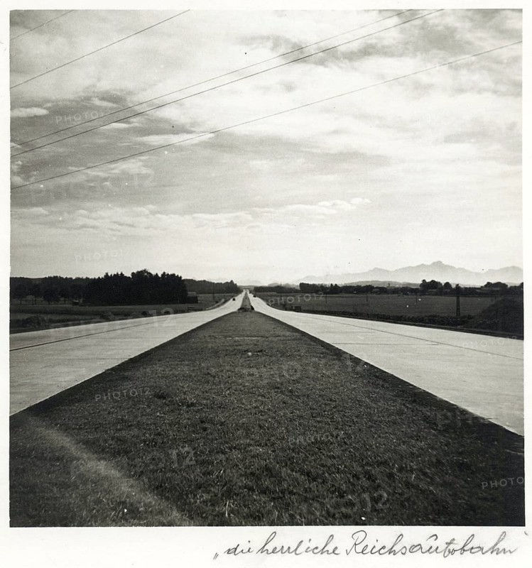 Germany, Reichsautobahn, barely any traffic, southern Germany, Bavaria, long, empty road stretching into the distance, with cloudy sky, around 1935