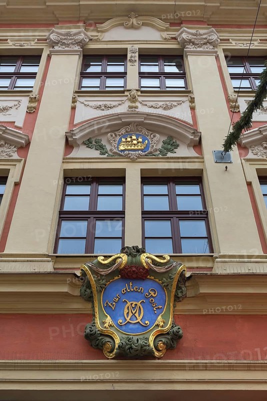 Detail of the Baroque Bürgerhaus, 1720, formerly also Gasthaus Zur Goldenen Post, Bautzen, Upper Lusatia, Saxony, Germany