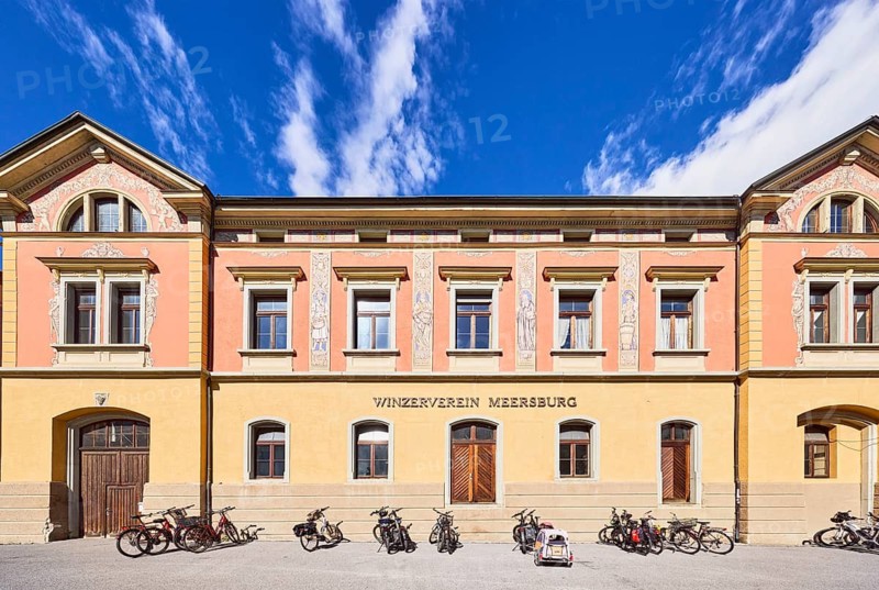 Winzerverein Meersburg, historic building, façade with windows and door, street, bicycles, blue sky, cumulus clouds, Unterstadtstraße, Meersburg, Lake Constance, Bodenseekreis, Baden-Württemberg, Germany
